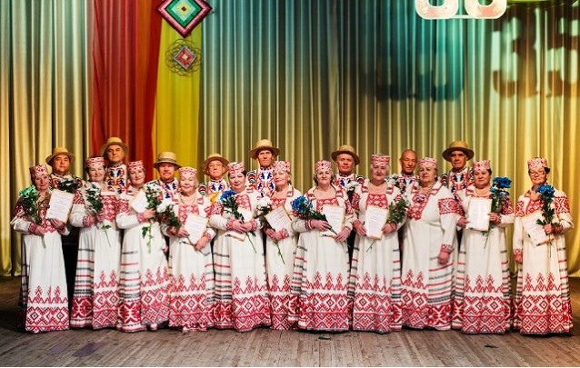 Фотоотчет о юбилейном концерте народного хора ветеранов "Сединка"  во Дворце культуры г. Барановичи
